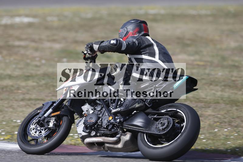/37 09.08.2026  Pluess Motosport ADR/Einsteiger/439